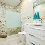 Modern In Complex With Pool In Lejlighed *