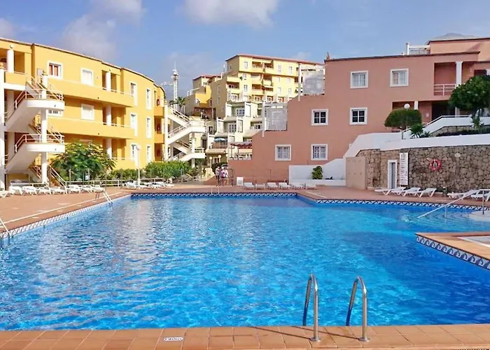 Modern In Complex With Pool In Адехе